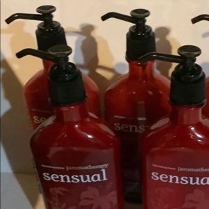 Black current vanilla x4 bottles. New!